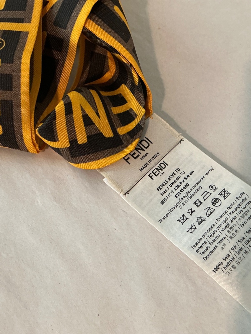 Fendi Roma Scarf Gold - Picture 5 of 7